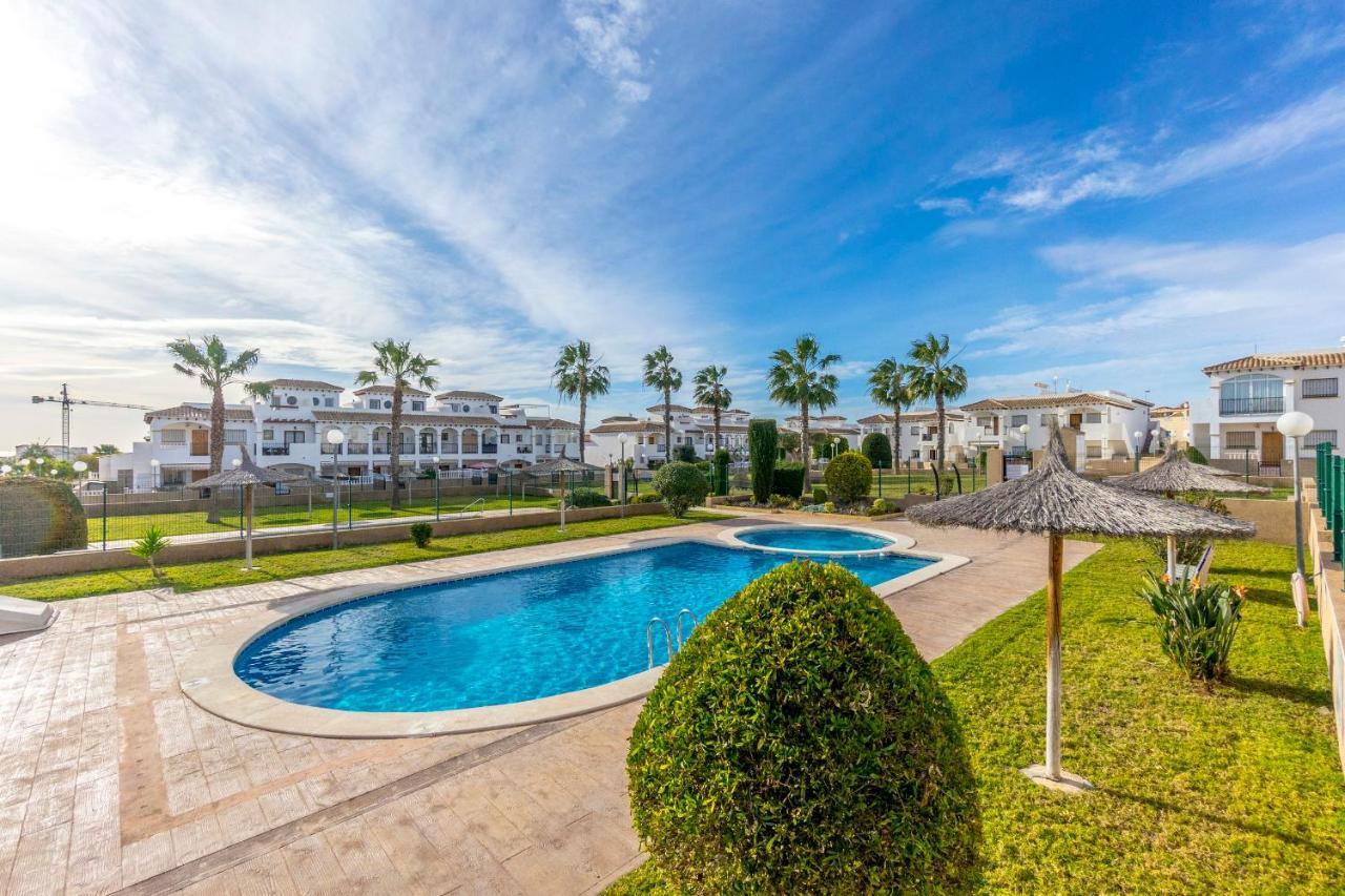 Cb Living - Homely Apartment Cinuelica, Punta Prima Dehesa de Campoamor  Exterior foto