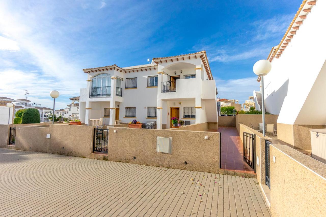 Cb Living - Homely Apartment Cinuelica, Punta Prima Dehesa de Campoamor  Exterior foto
